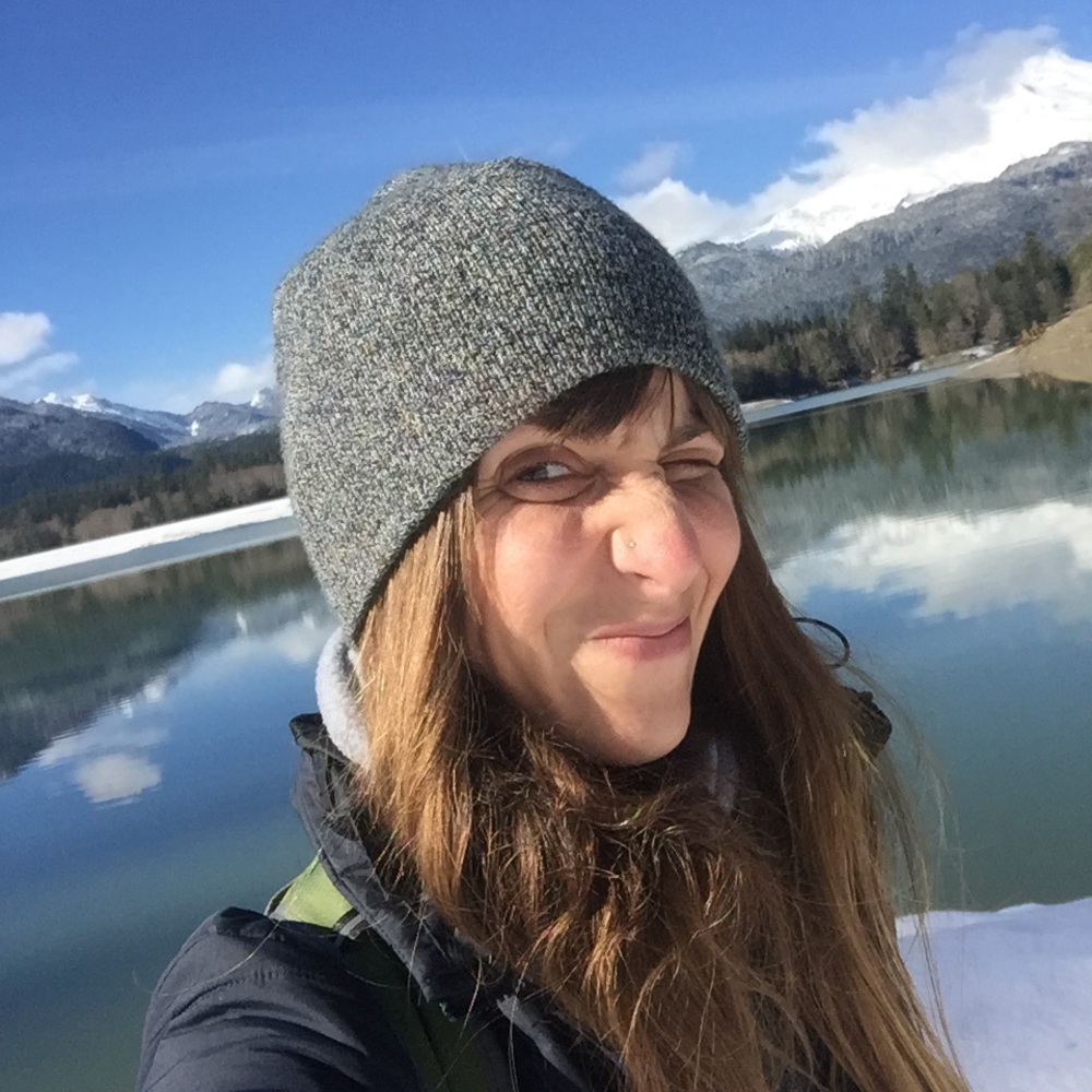 Meet your Posher, Angela